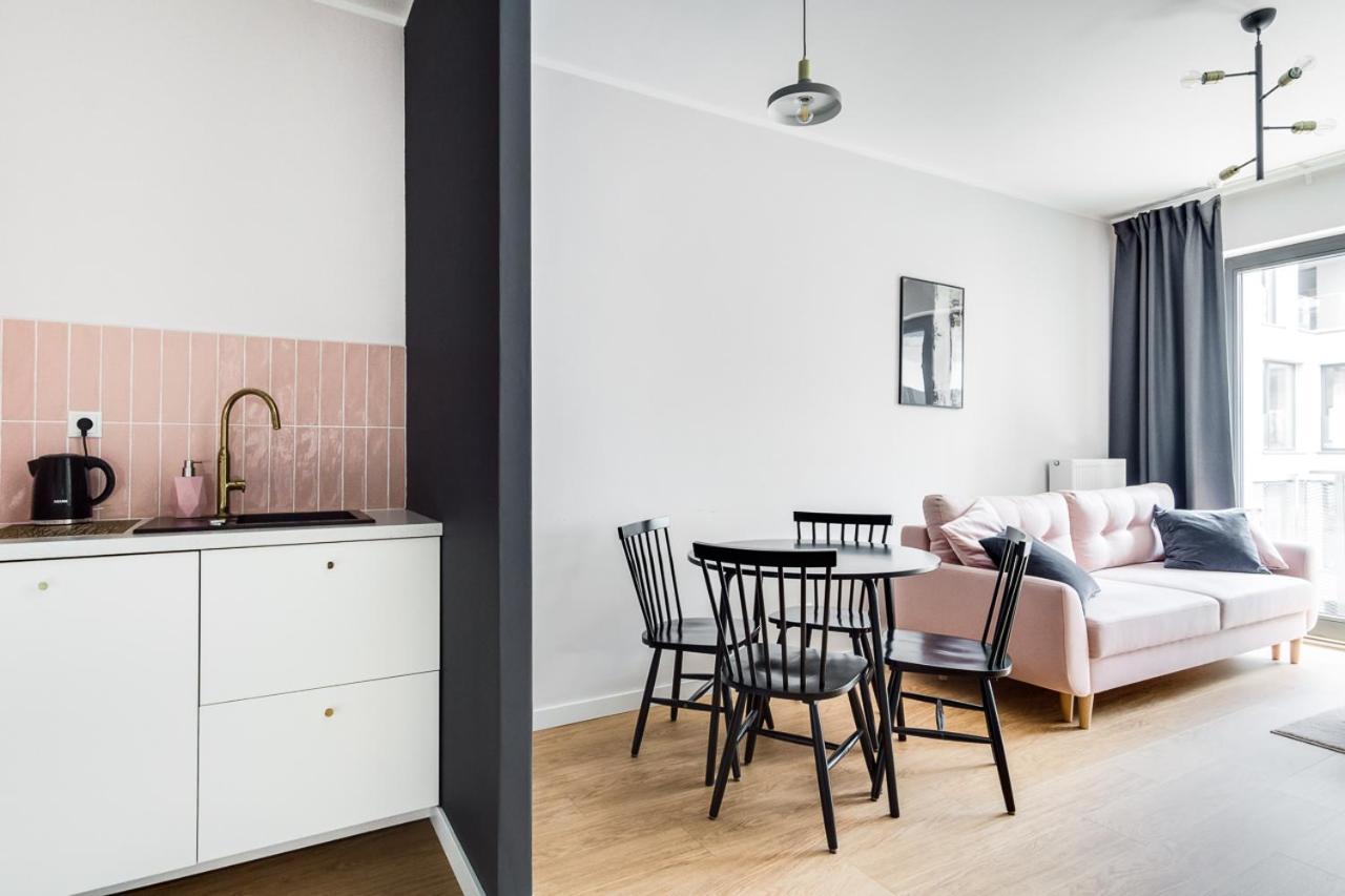 Apartament Male Garbary Poznan Exterior foto